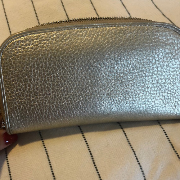 Tory Burch Wallet - Picture 3 of 3